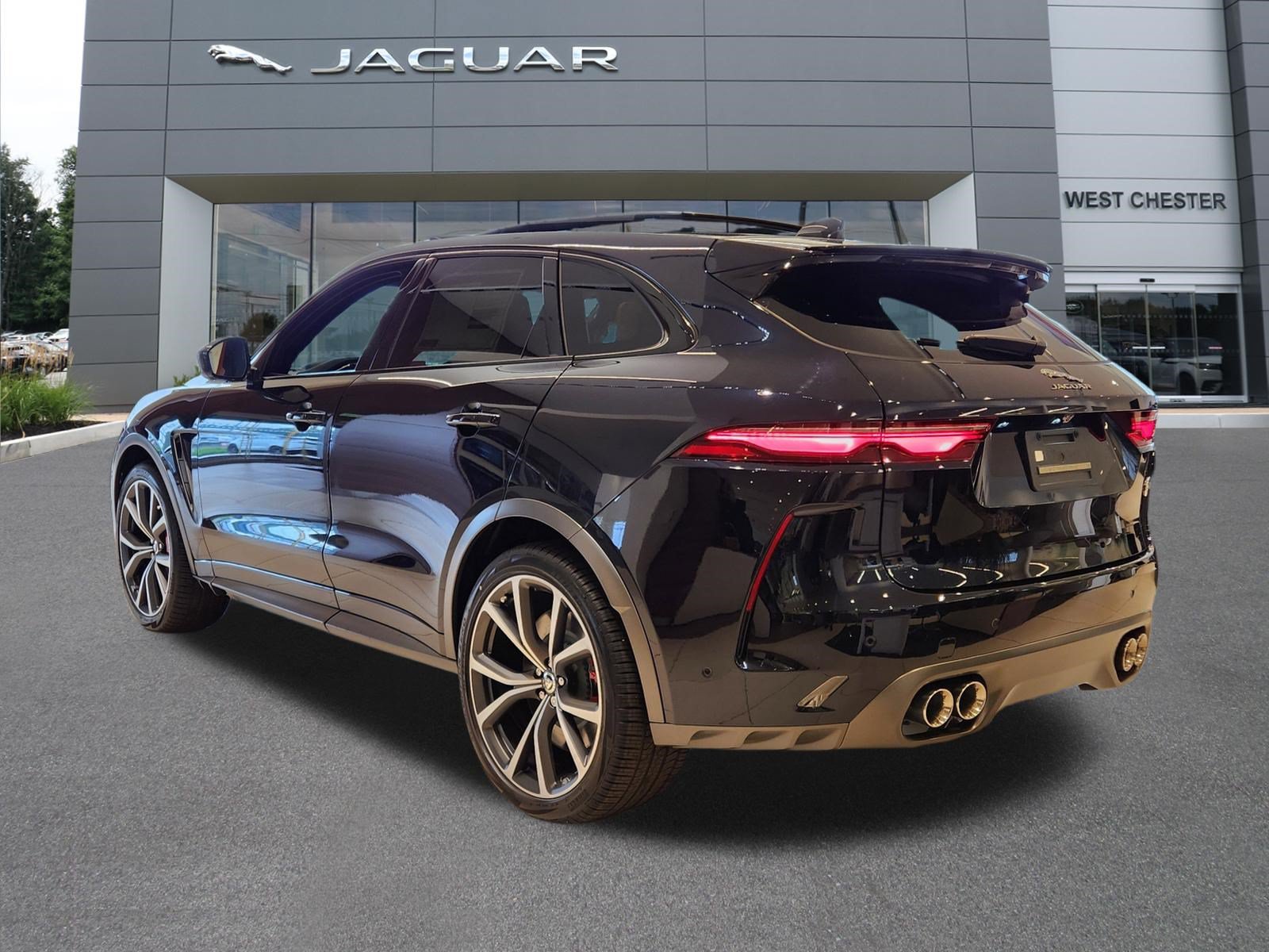 New 2026 Jaguar F-PACE SVR AWD/4WD image 3