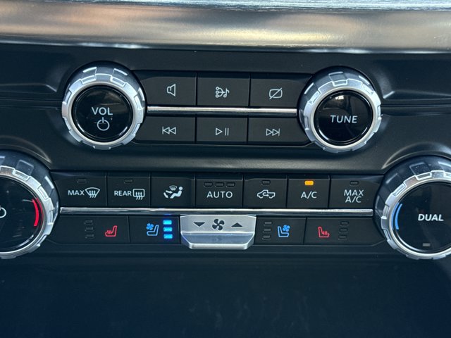 Used 2023 Ford F150 Lariat w/ Equipment Group 502A High AWD/4WD image 19