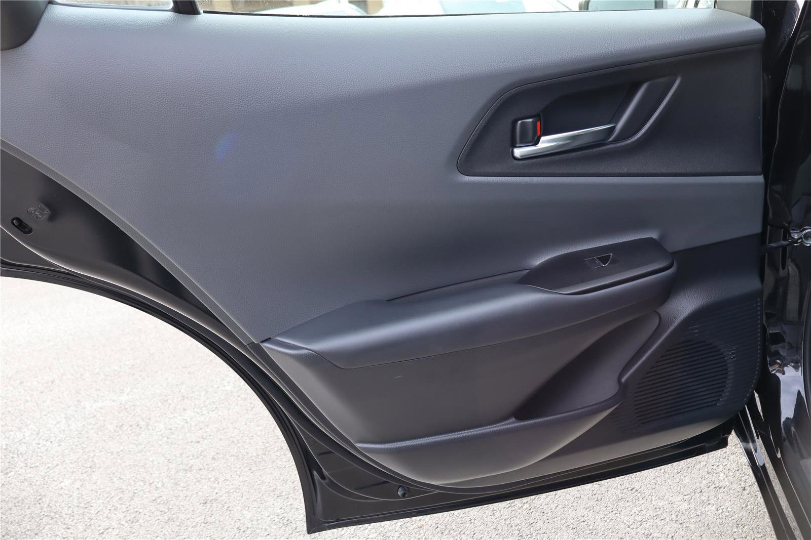 Used 2023 Toyota Prius XLE image 26