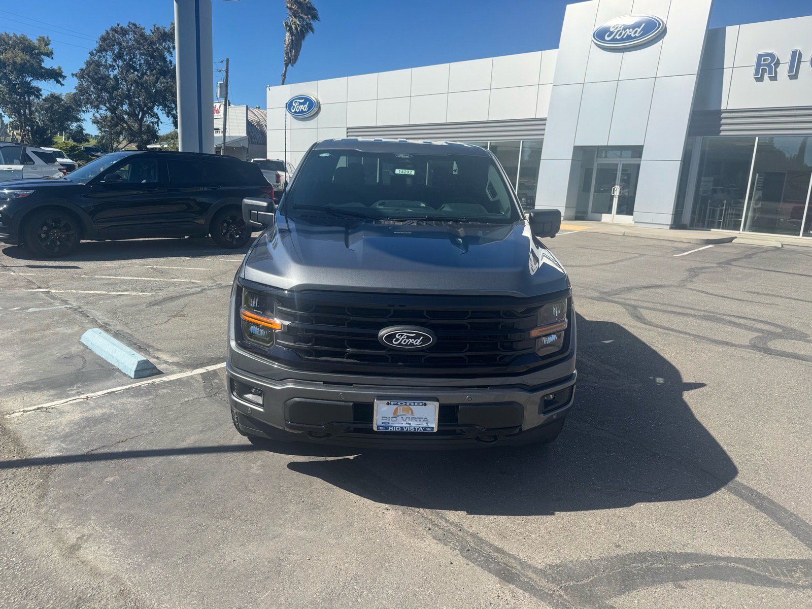 New 2026 Ford F150 XLT w/ Equipment Group 302A MID AWD/4WD image 8