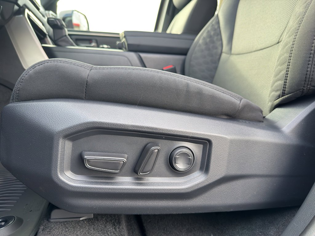 New 2026 Toyota Tundra SR5 image 12