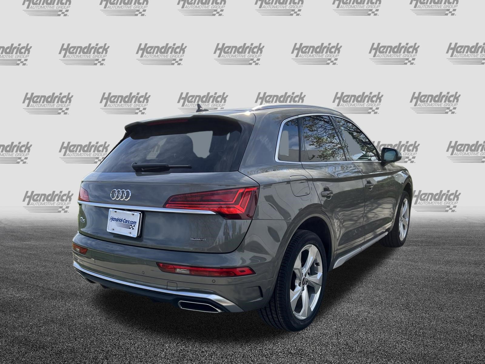 Certified 2023 Audi Q5 2.0T Premium Plus w/ Premium Plus Package image 9