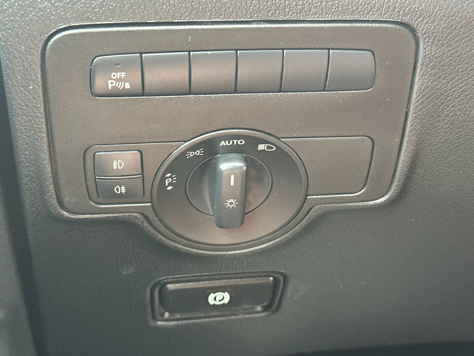 Used 2022 Mercedes-Benz Metris image 27