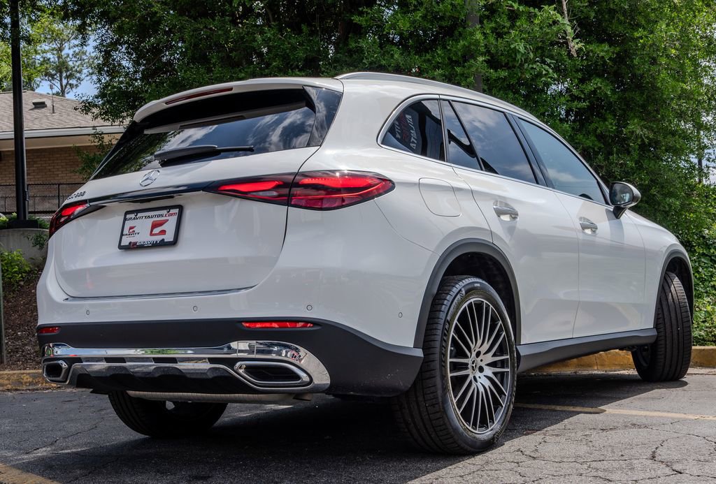 Used 2026 Mercedes-Benz GLC 300 image 28