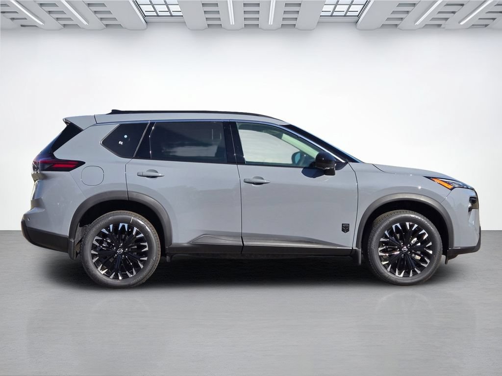 New 2026 Nissan Rogue Dark Armor AWD/4WD image 3