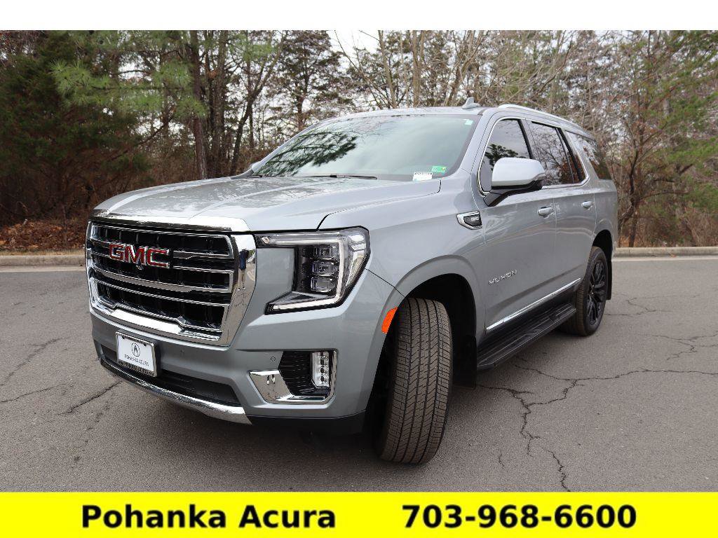 Used 2024 GMC Yukon SLT w/ SLT Premium Package image 3