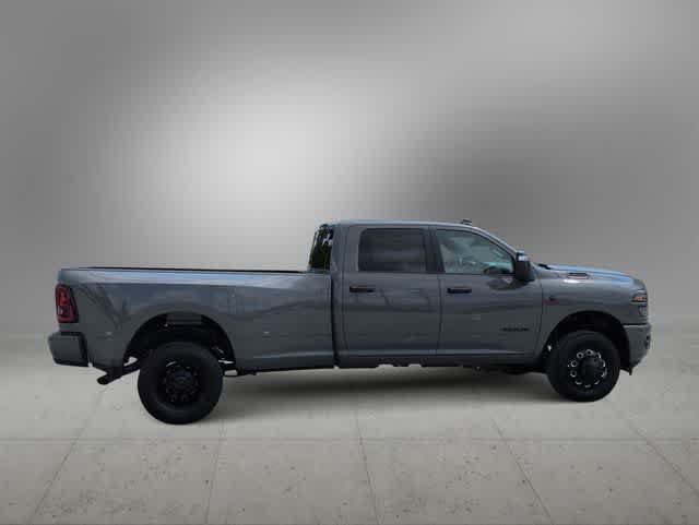 New 2026 RAM 3500 Big Horn AWD/4WD image 9