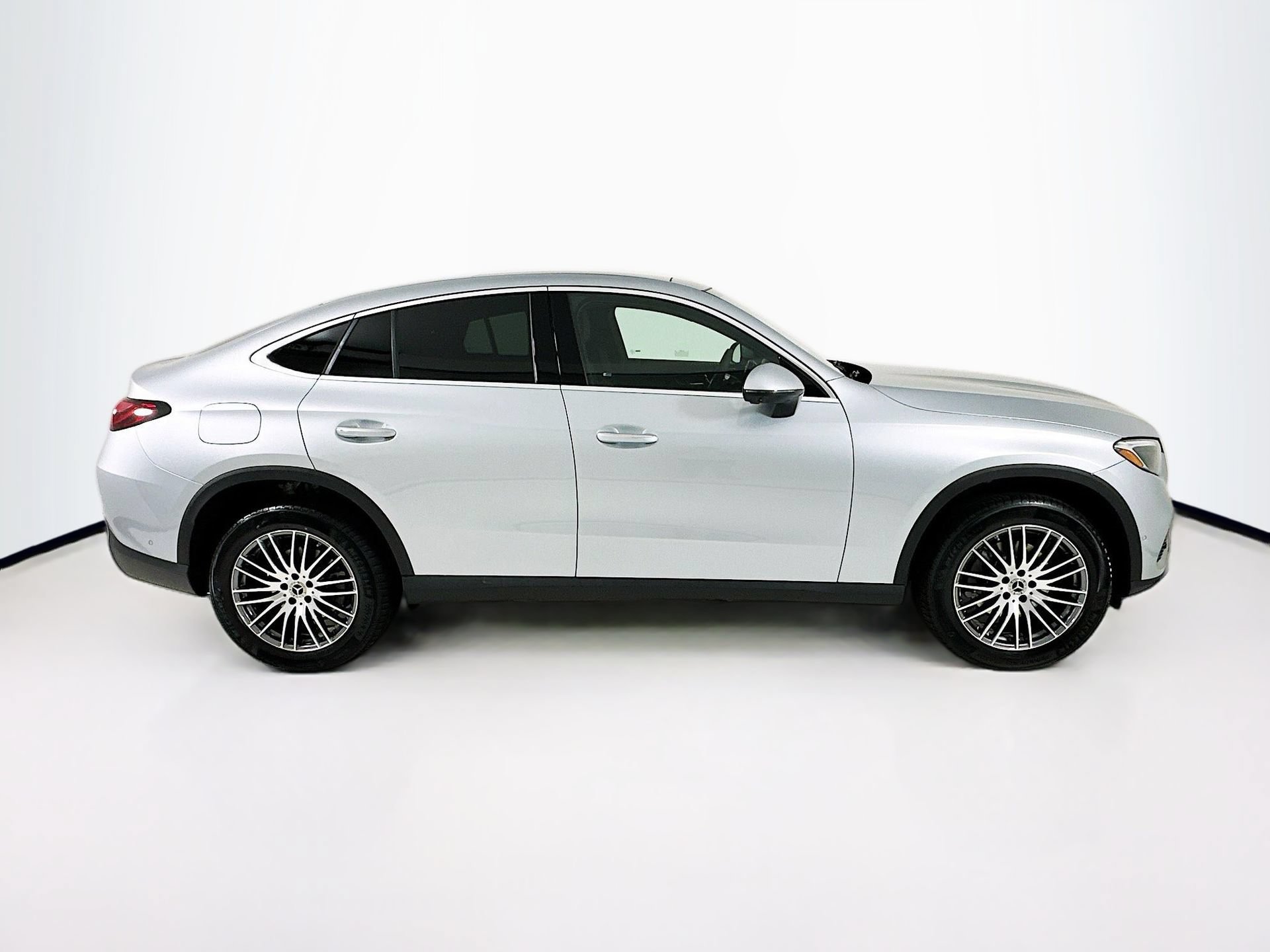 New 2026 Mercedes-Benz GLC 300 4MATIC image 9