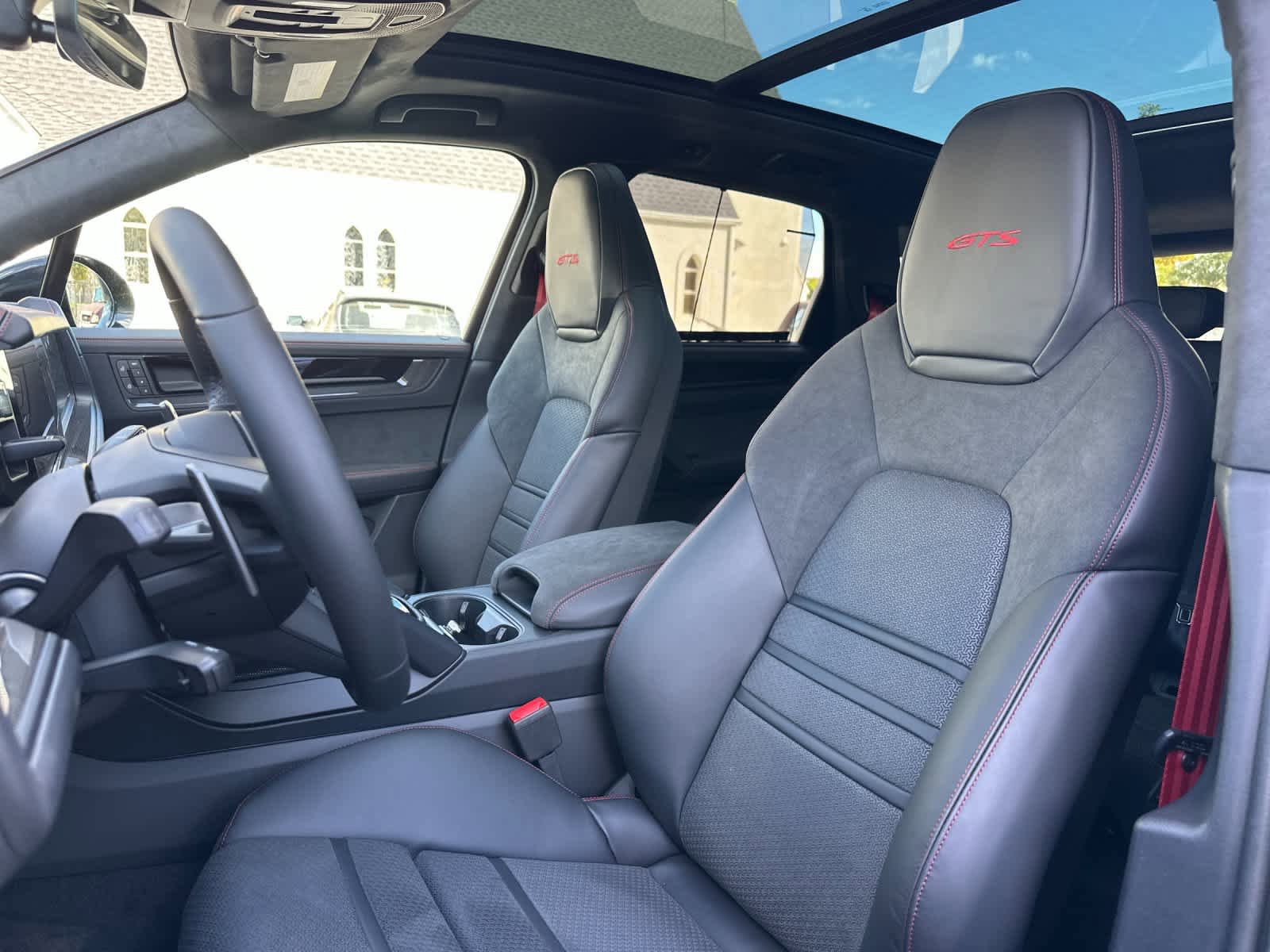 New 2026 Porsche Cayenne GTS AWD/4WD image 5