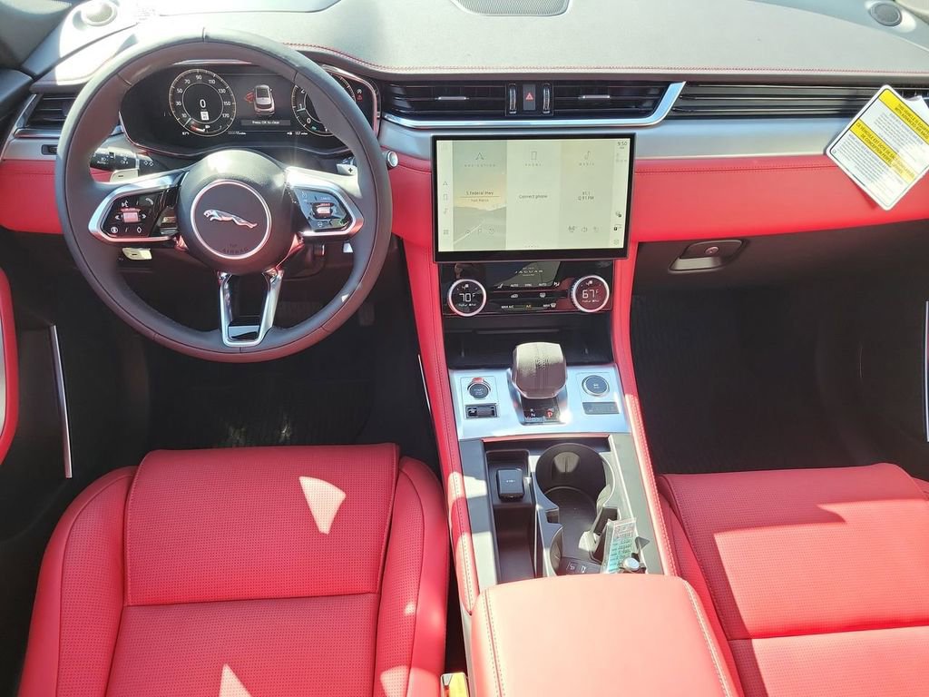 Used 2026 Jaguar F-PACE R-Dynamic S AWD/4WD image 18