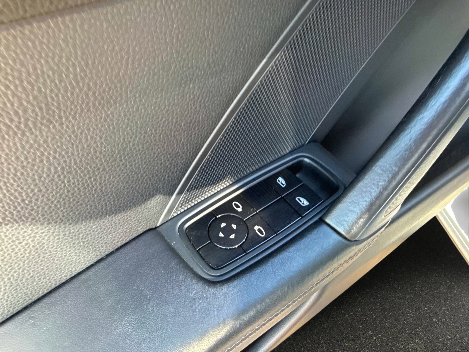 Used 2020 Porsche 911 Carrera S image 13