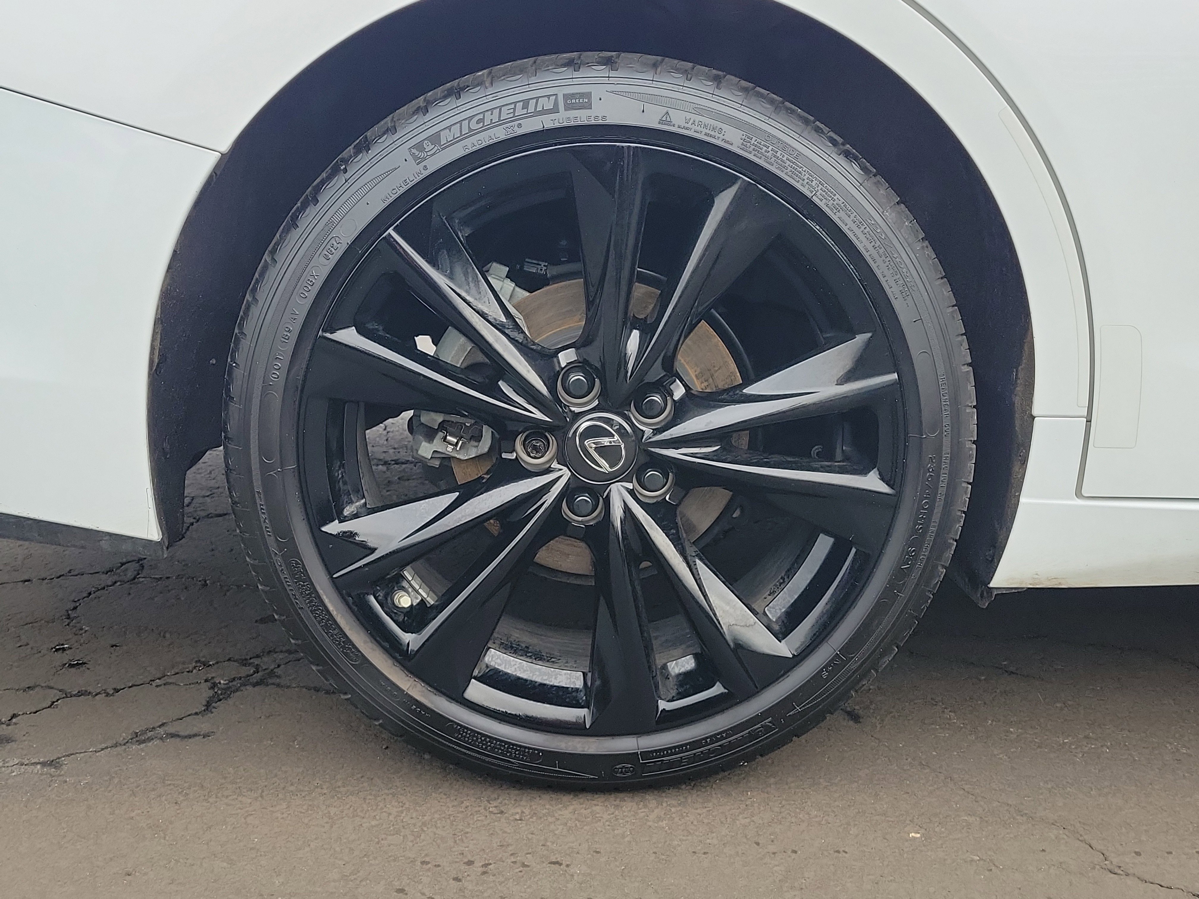 Used 2024 Lexus ES 350 F Sport image 5