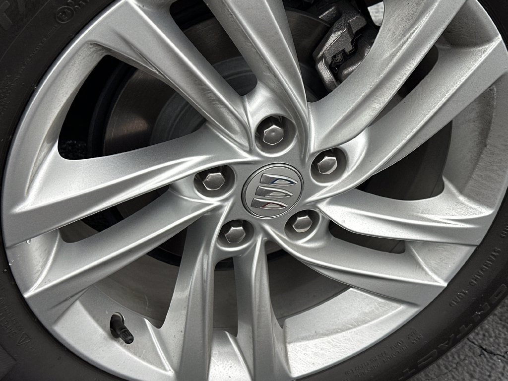 Used 2025 Buick Envista Preferred w/ Convenience I Package FWD image 26