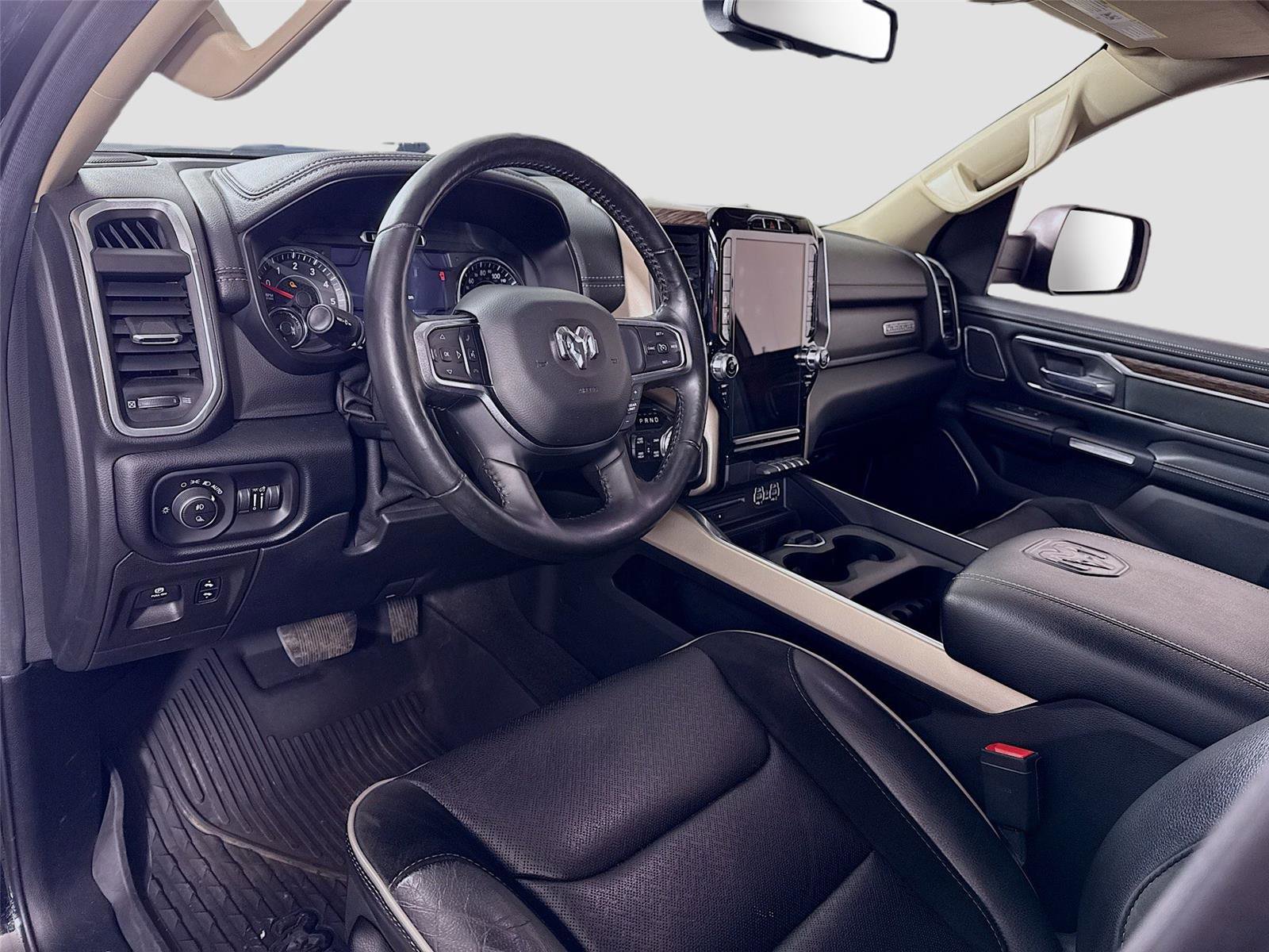 Used 2019 RAM 1500 Laramie image 3