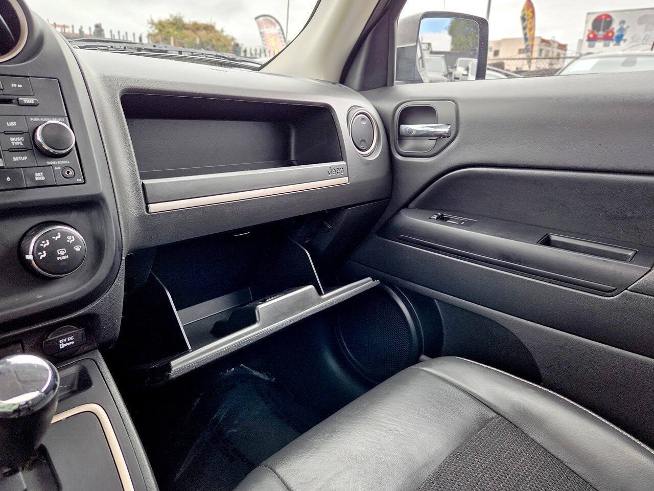 Used 2016 Jeep Patriot 75th Anniversary w/ Power Value Group FWD image 15