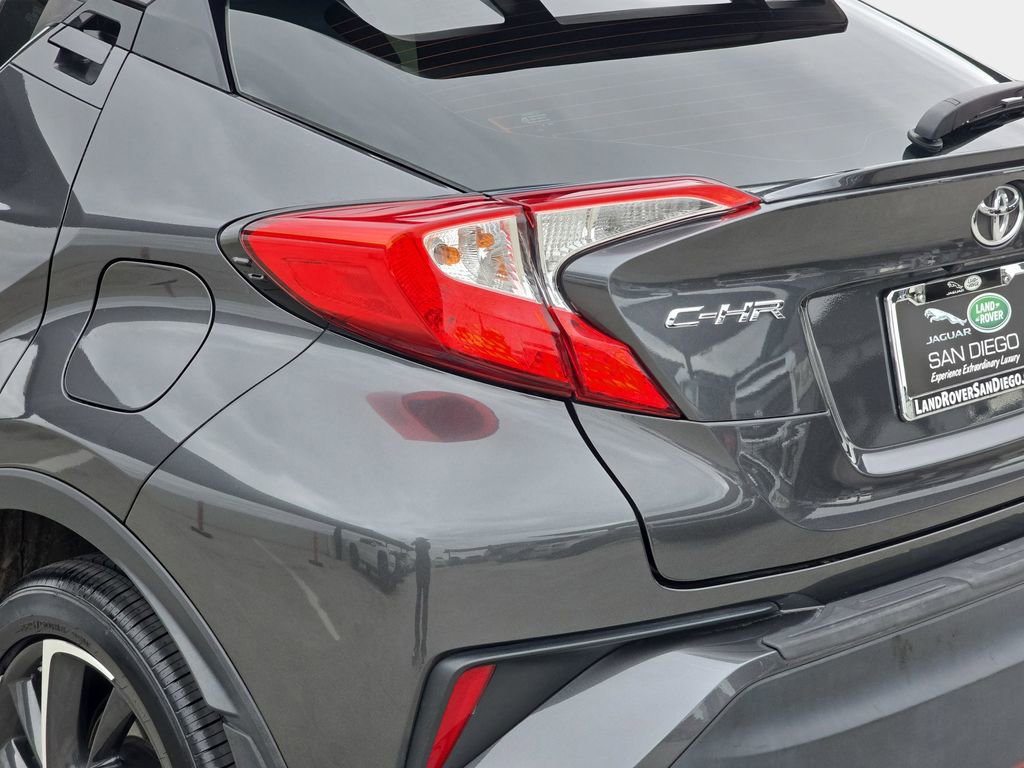Used 2022 Toyota C-HR Limited FWD image 35