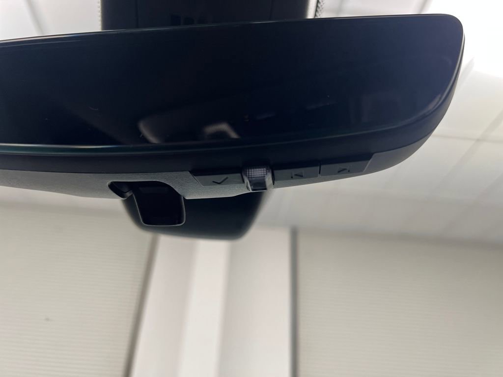 Used 2024 Buick Enclave Premium image 68