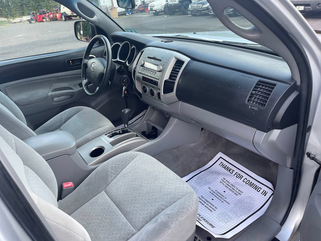 Used 2008 Toyota Tacoma PreRunner w/ SR5 Pkg #2 RWD image 17