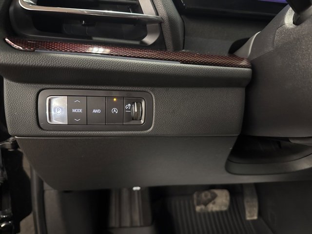 Used 2025 Chevrolet Traverse Z71 w/ Driver Confidence Package image 20