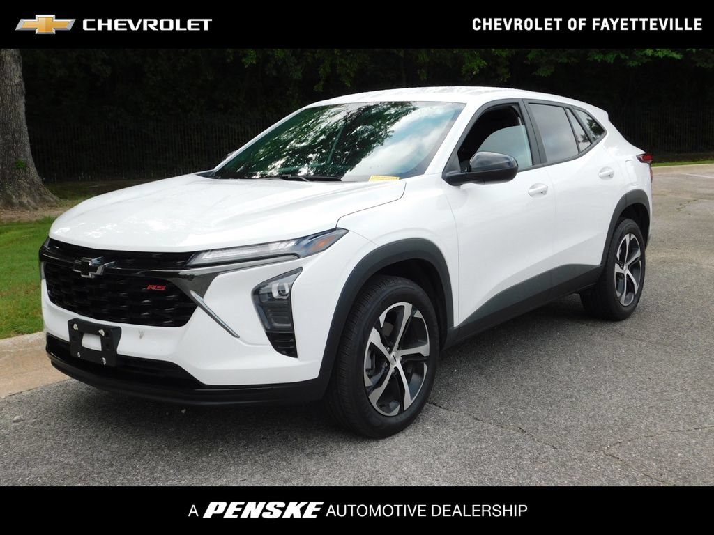 Certified 2025 Chevrolet Trax RS w/ Driver Confidence Package
