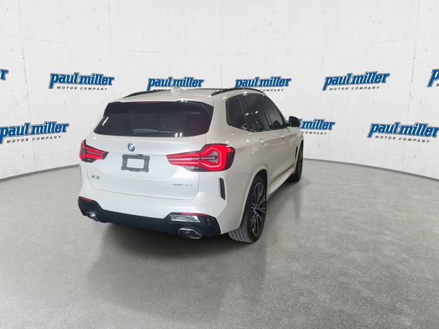 Used 2022 BMW X3 sDrive30i w/ M Sport Package 2 RWD image 11