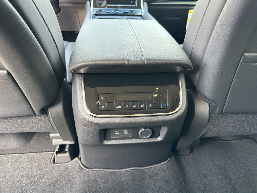 New 2026 Nissan Armada SV image 19