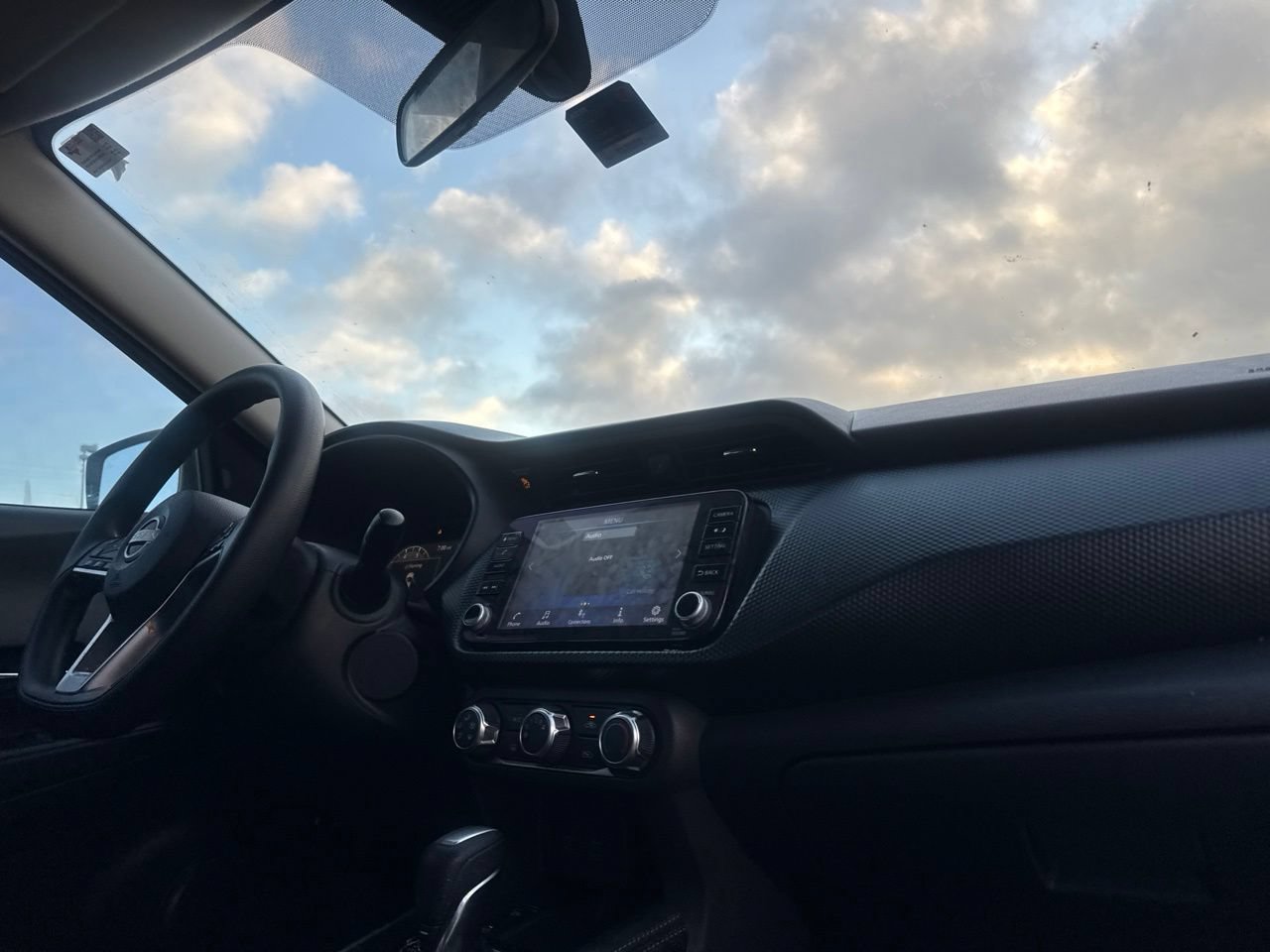 Certified 2023 Nissan Kicks SV FWD image 26