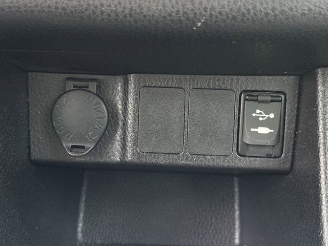 Used 2017 Toyota Corolla LE FWD image 21