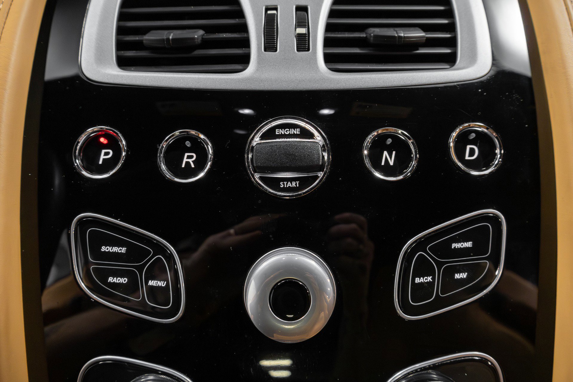 Used 2016 Aston Martin Rapide S image 68