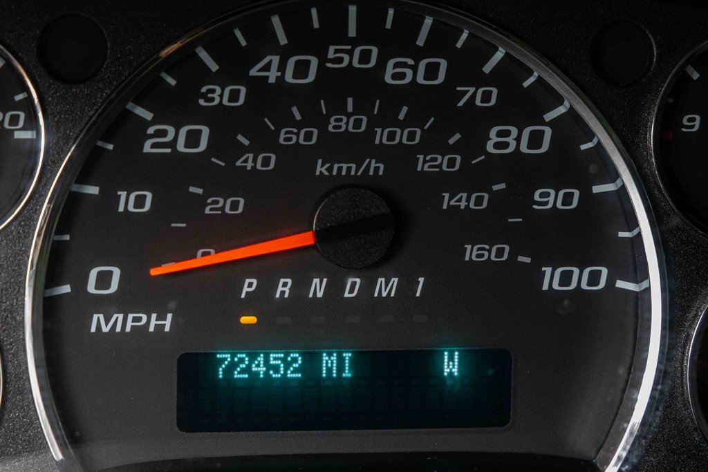 Used 2023 Chevrolet Express 2500 Extended w/ Driver Convenience Package image 8