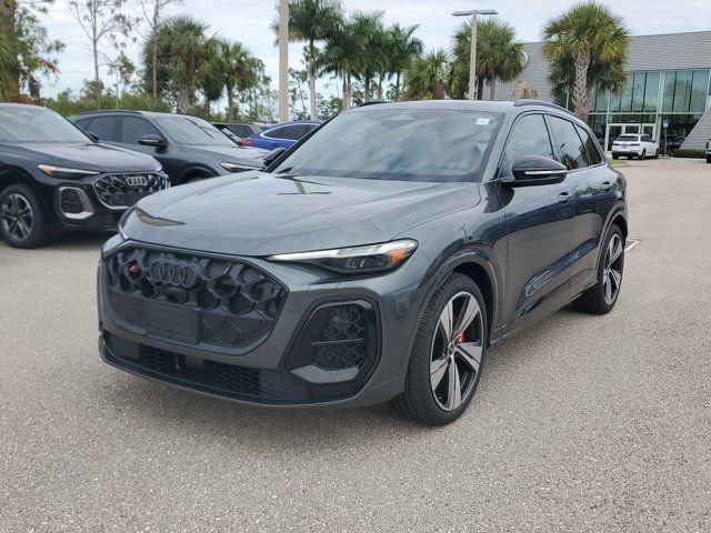 New 2025 Audi SQ5 Premium Plus image 2