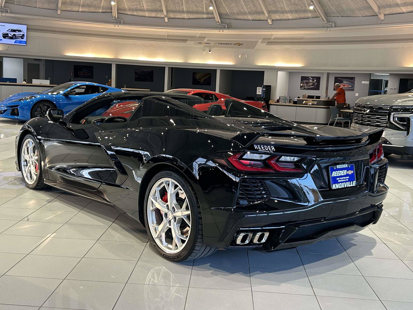 Used 2021 Chevrolet Corvette Stingray Premium Conv w/ Z51 Performance Package RWD image 5