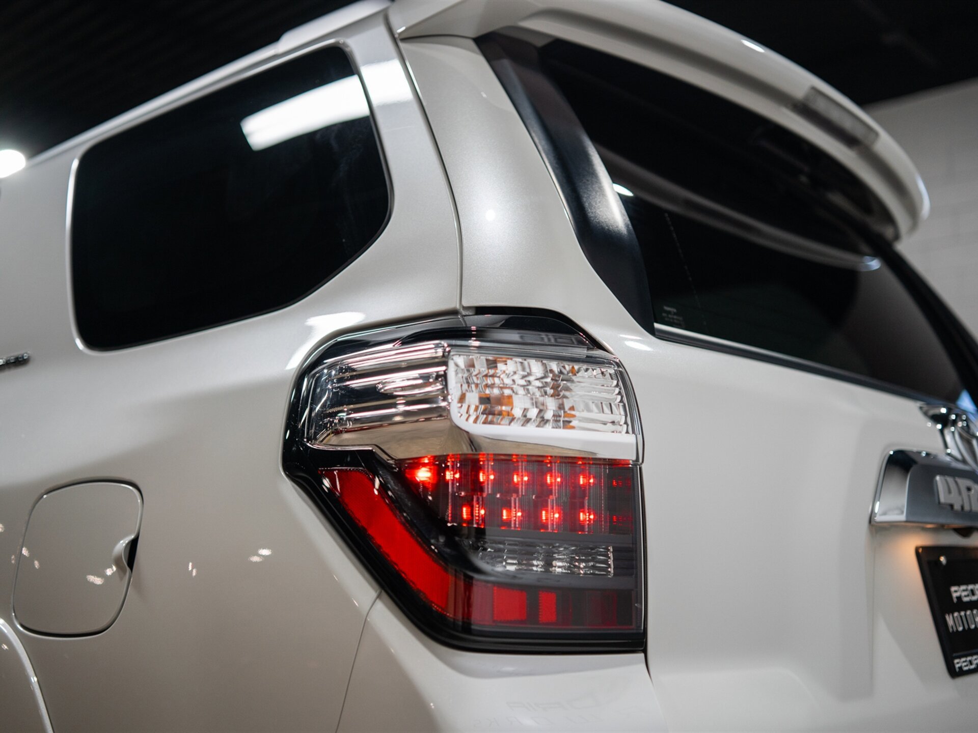Used 2021 Toyota 4Runner Limited AWD/4WD image 20