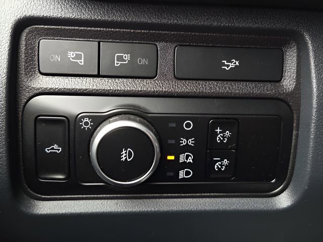 Used 2024 Ford F350 Lariat w/ FX4 Off-Road Package image 25
