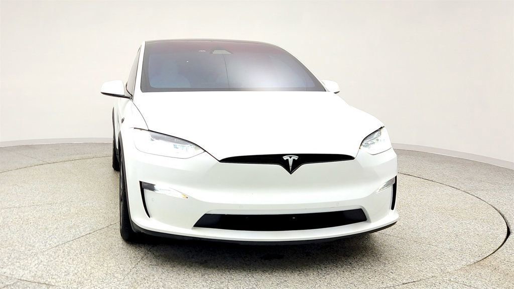 Used 2022 Tesla Model X image 2