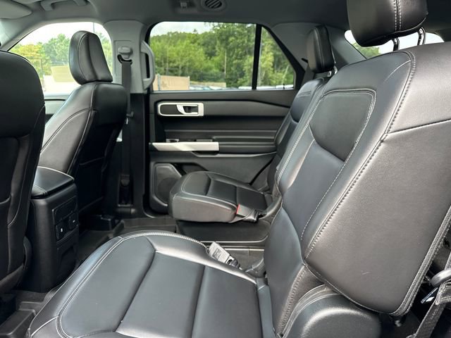 Used 2023 Ford Explorer XLT w/ Equipment Group 202A image 18
