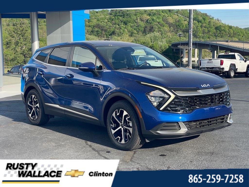 Used 2023 Kia Sportage EX image 1