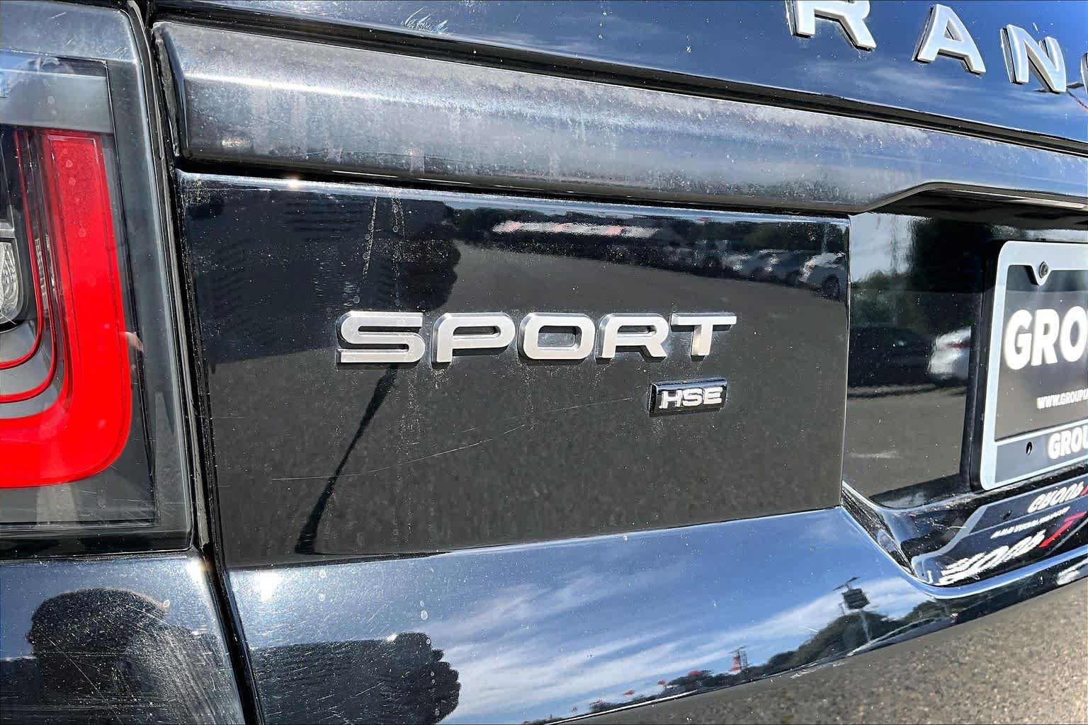 Used 2020 Land Rover Range Rover Sport HSE AWD/4WD image 9