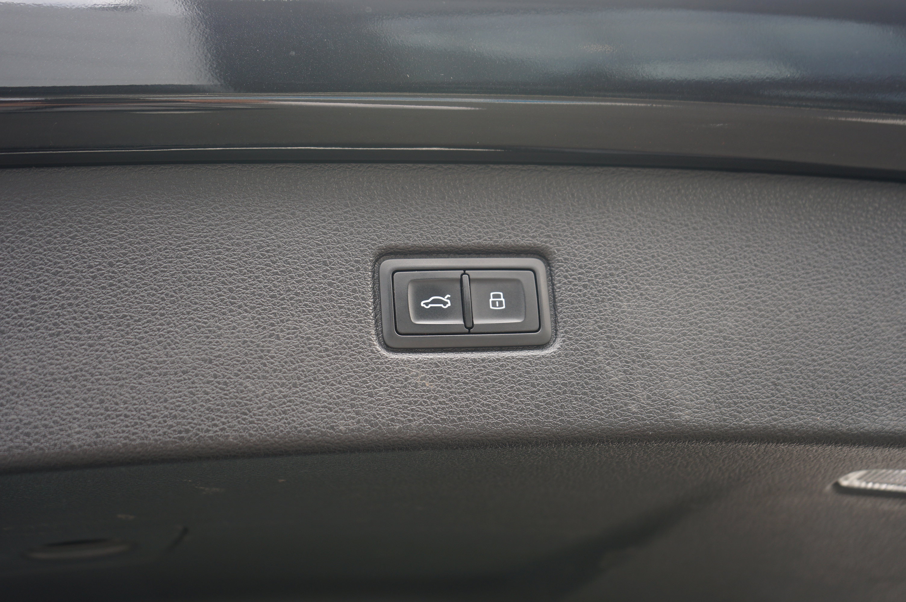 Used 2017 Audi Q7 3.0T Premium Plus image 14