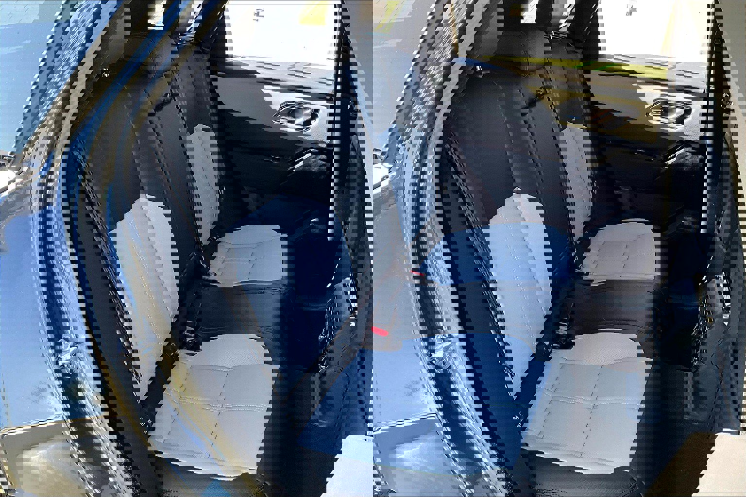 New 2026 Land Rover Range Rover Velar Dynamic SE image 7