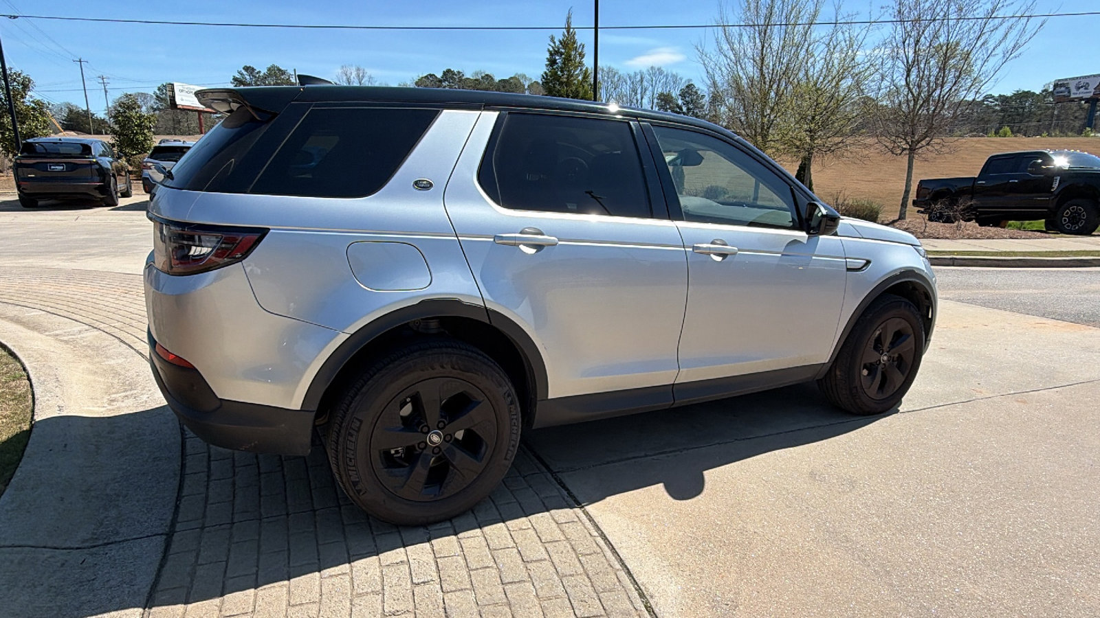 Used 2020 Land Rover Discovery Sport S image 8
