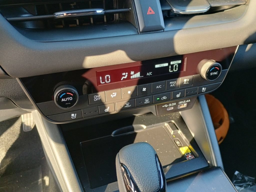 New 2026 Subaru Outback Touring XT AWD/4WD image 25