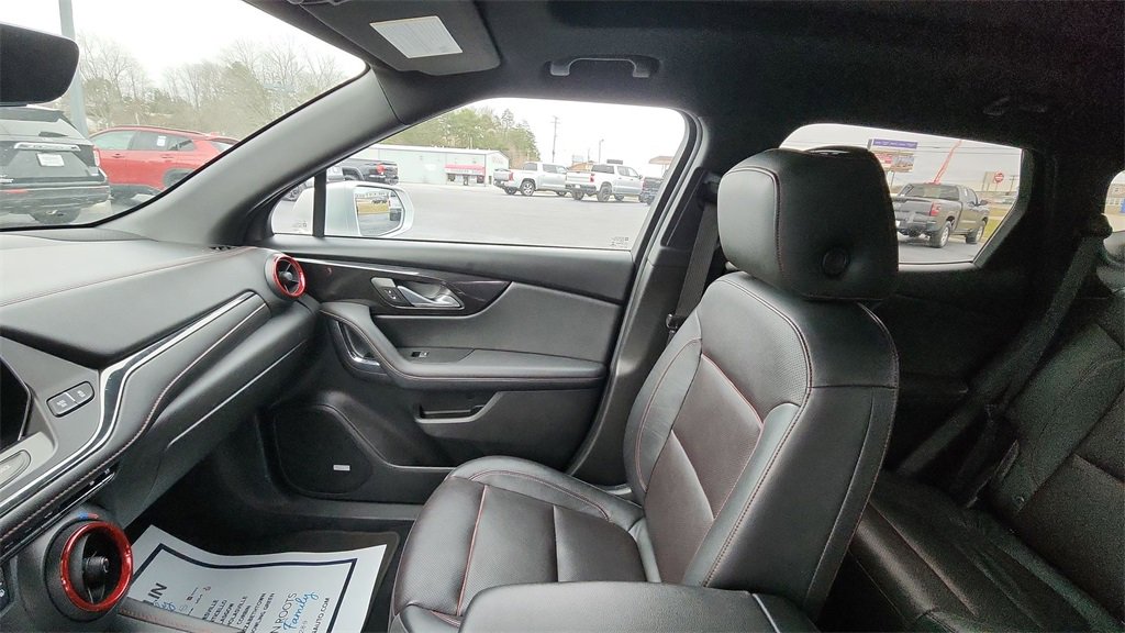 Used 2020 Chevrolet Blazer RS image 11