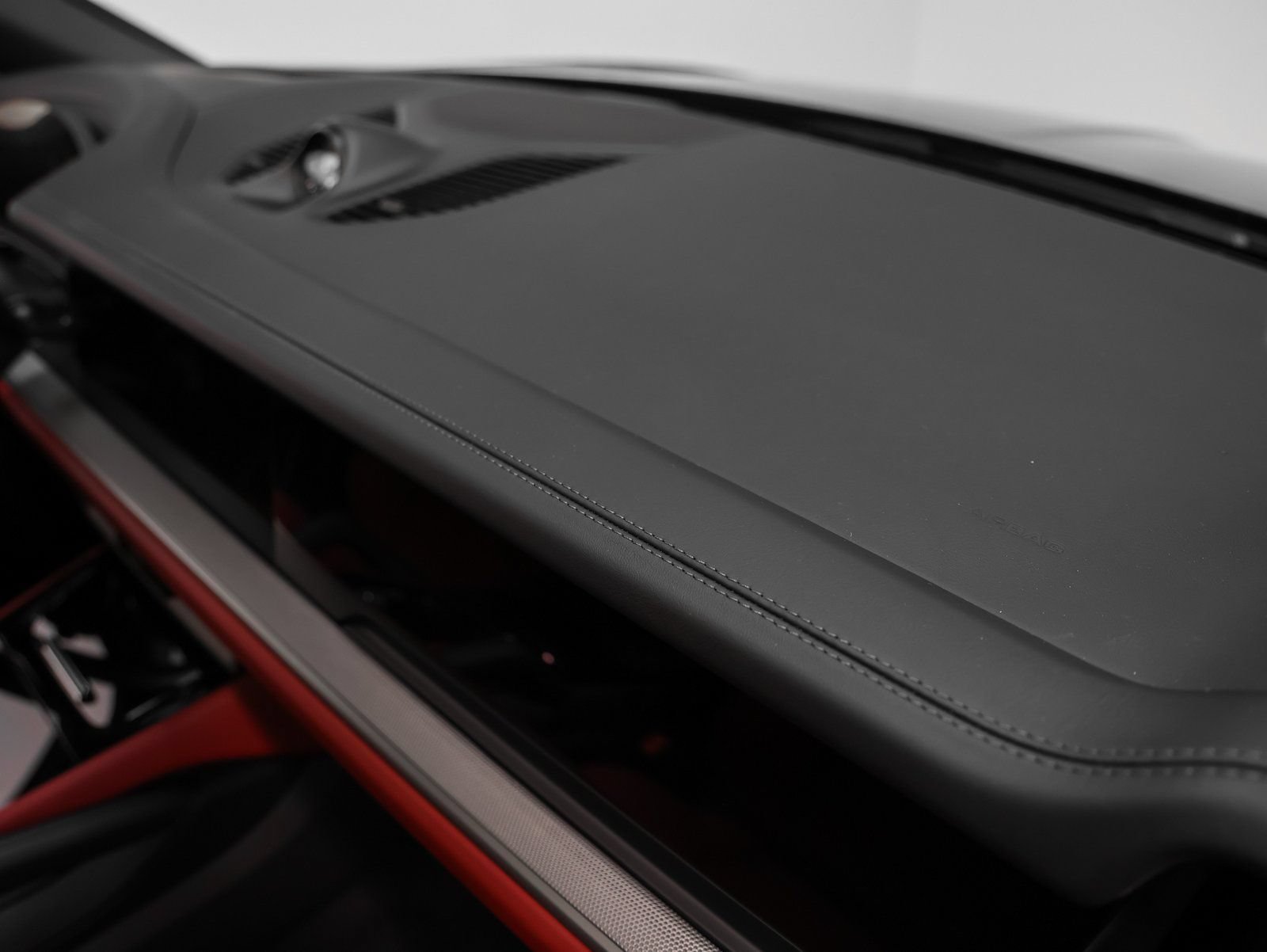 Certified 2026 Porsche Cayenne E-Hybrid AWD/4WD image 24