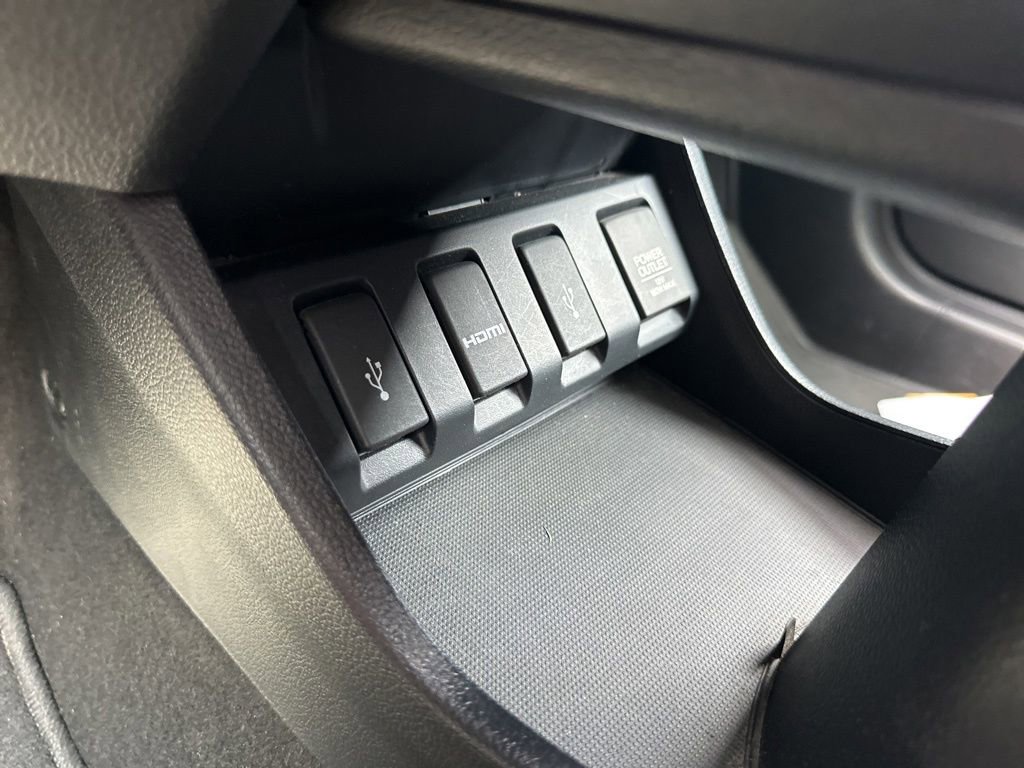 Used 2017 Honda HR-V EX image 26