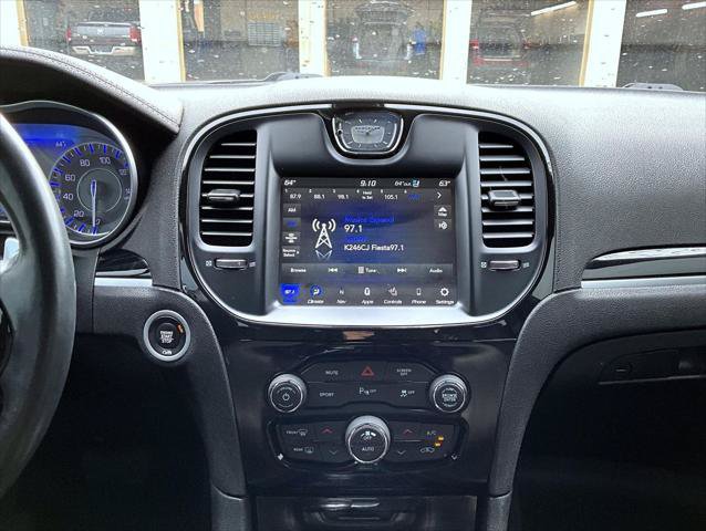 Certified 2022 Chrysler 300 S w/ Comfort Group RWD image 14