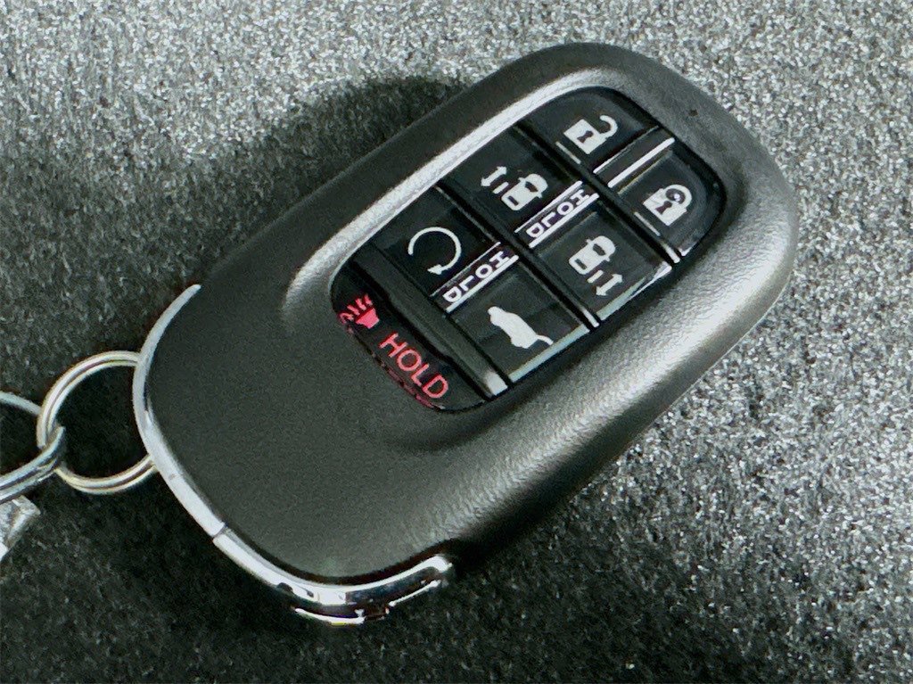 Used 2026 Honda Odyssey Elite image 46
