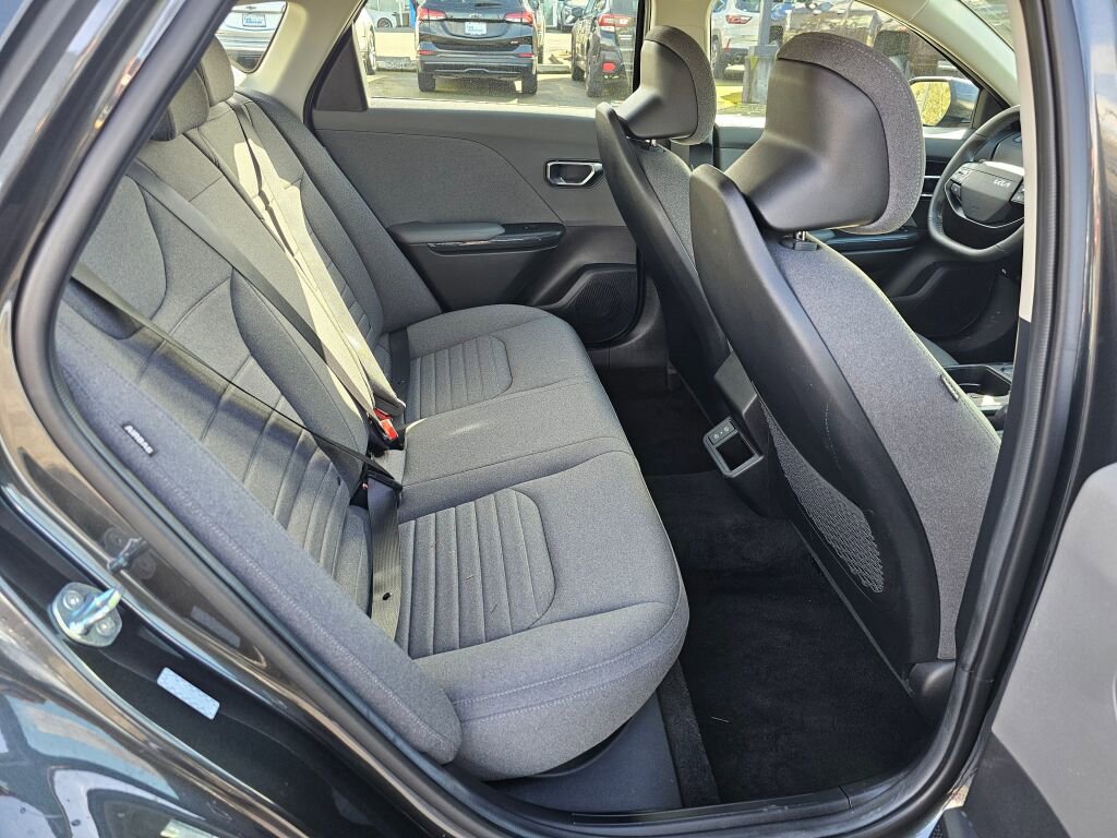 Certified 2025 Kia K4 EX image 25