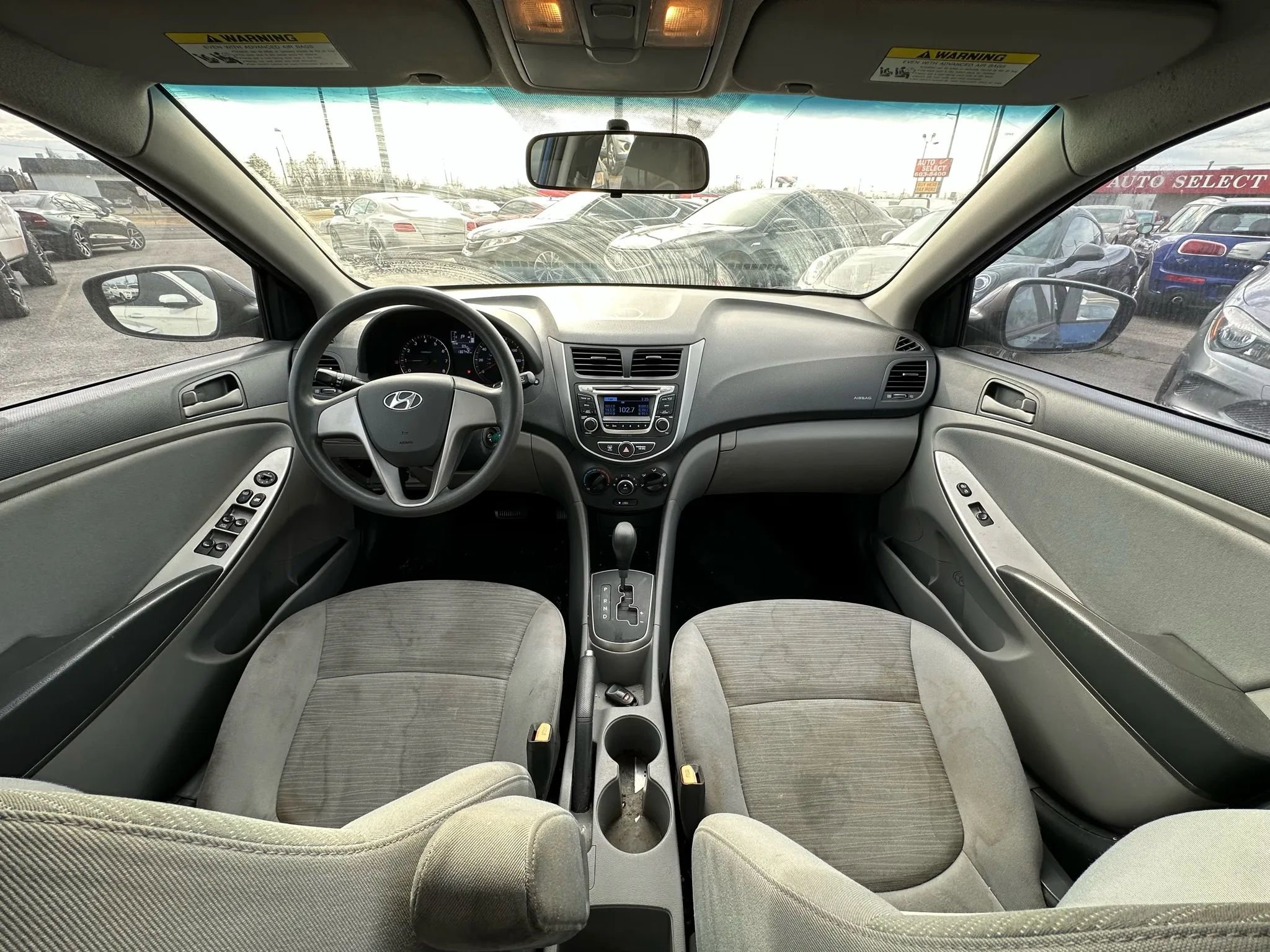 Used 2015 Hyundai Accent GLS image 2