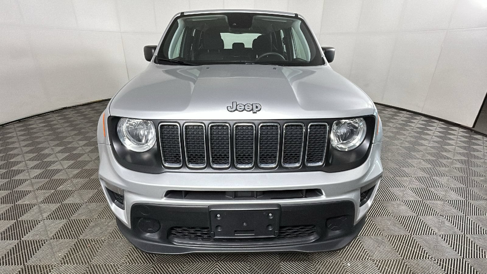 Used 2021 Jeep Renegade Sport AWD/4WD image 9